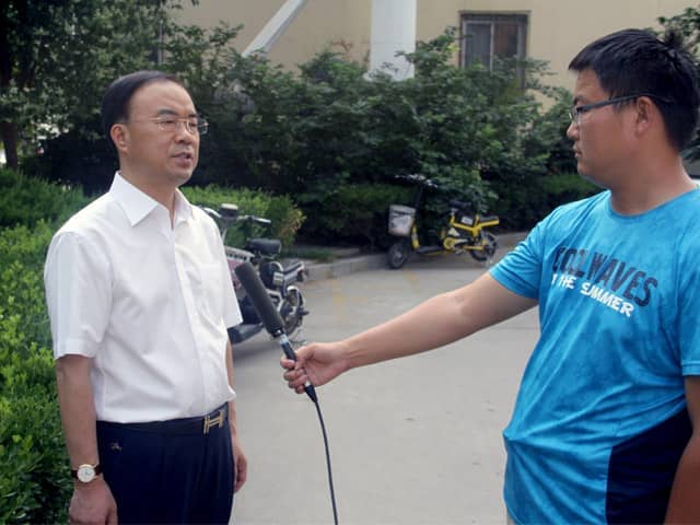 山東天意機械董事長劉洪彬作為基層共產黨員，今天接受了當地記者的采訪